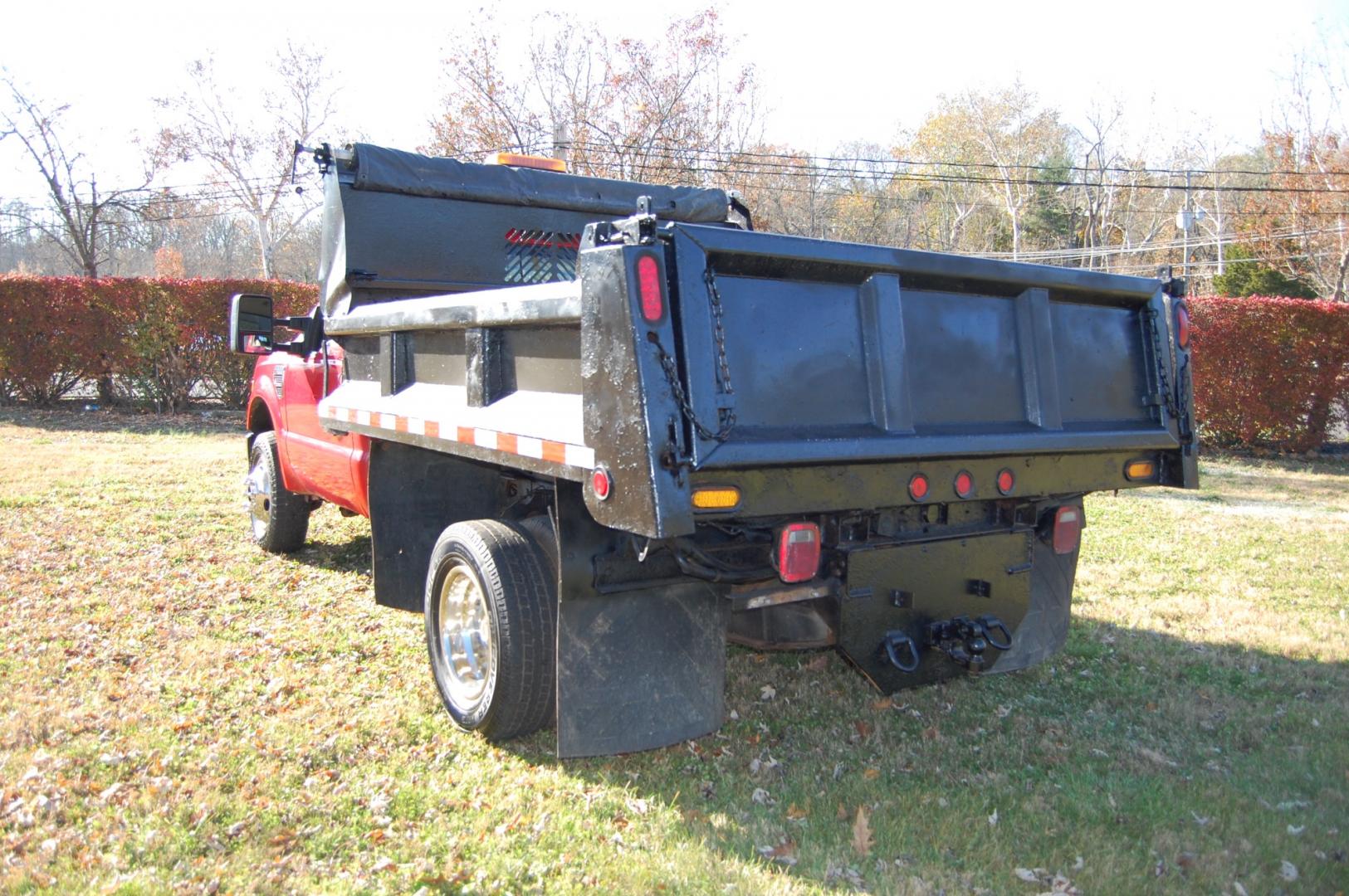 2008 RED /Grey Vinyl Ford F-350 SD XL DRW 4WD (1FDWF37R68E) with an 6.4L V8 OHV 32V TURBO DIESEL engine, Manual transmission, located at 6528 Lower York Road, New Hope, PA, 18938, (215) 862-9555, 40.358707, -74.977882 - This vehicle has a reconstructed title. Here we have a 2008 Ford F350 dump body with a 6.4L V8 Diesel engine putting power to the ground via a manual shifting 4X4 transmission. The interior offers grey leather, AC/HEAT, AM/FM radio, roll up windows and front airbags for safety. The exterior offers r - Photo#9